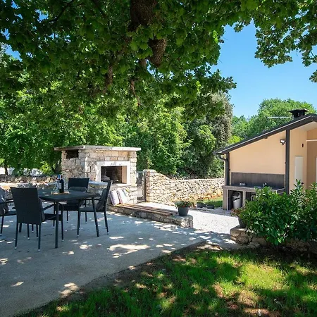Ferienhaus Old Oak Holiday House Rovinj