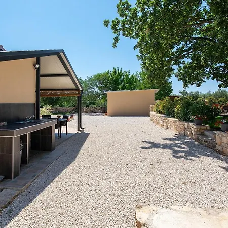Ferienhaus Old Oak Holiday House Rovinj